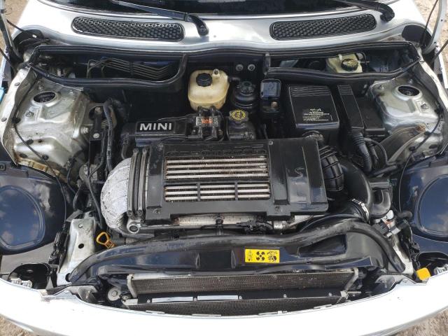 Photo 7 from auction – 2004 MINI COOPER S with VIN WMWRE33474TD78314
