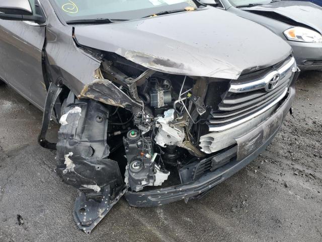 Фото 9 с аукциона – 2015 TOYOTA HIGHLANDER с VIN 5TDJKRFH6FS155674