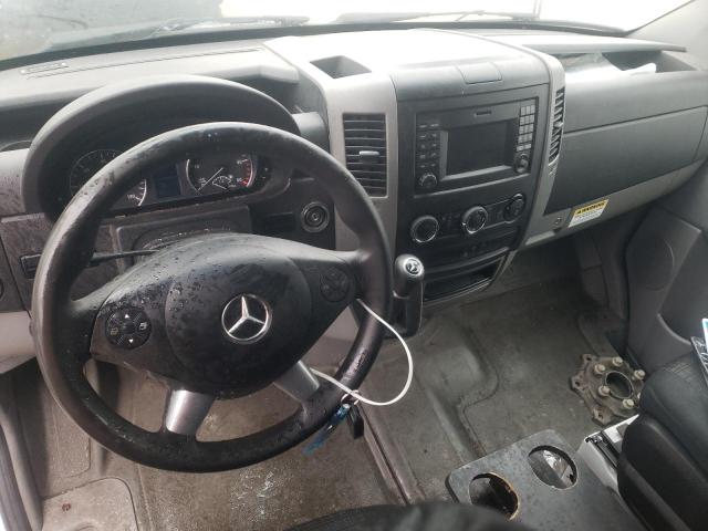 Photo 8 from auction – 2017 MERCEDES-BENZ SPRINTER 3 with VIN WD3PF1CD7HP513535