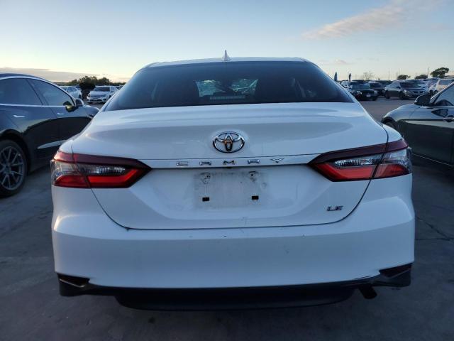 Photo 6 from auction – 2022 TOYOTA CAMRY LE with VIN 4T1C11AK2NU619307
