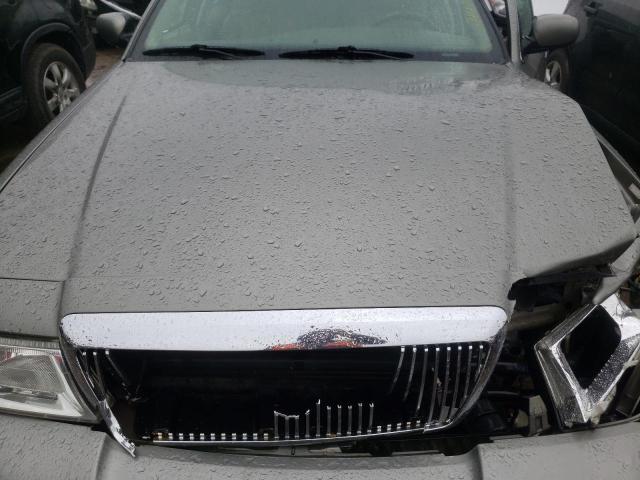 Photo 7 from auction – 2004 MERCURY GRAND MARQ with VIN 2MEFM75W54X617291