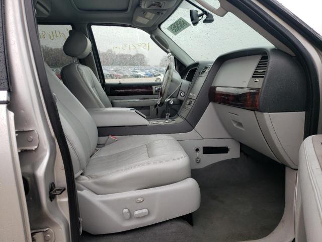 Photo 5 from auction – 2006 LINCOLN NAVIGATOR with VIN 5LMFU28536LJ08963
