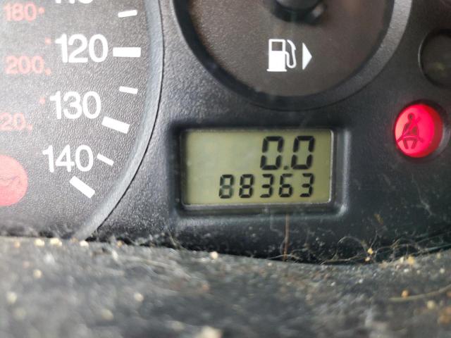 Photo 8 from auction – 2000 FORD FOCUS LX with VIN 1FAFP33P1YW410238