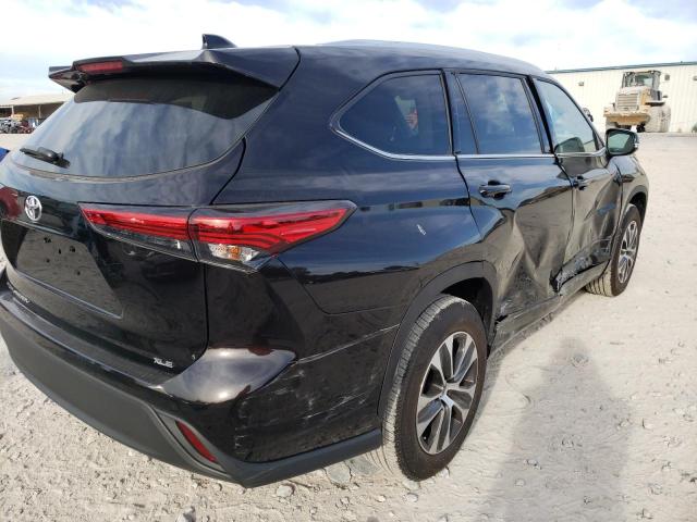 Photo 4 from auction – 2021 TOYOTA HIGHLANDER with VIN 5TDGZRAH9MS083752