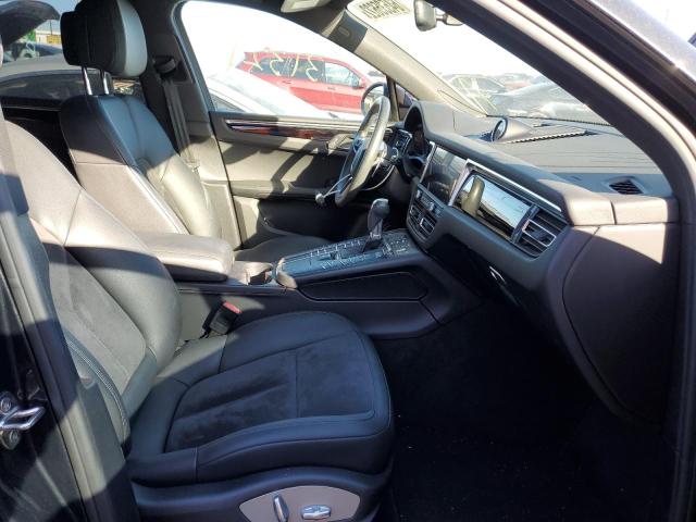 Photo 5 from auction – 2019 PORSCHE MACAN with VIN WP1AA2A57KLB03259