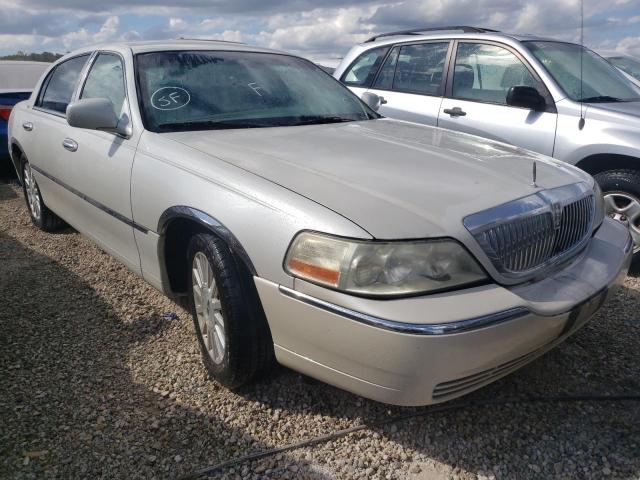 LINCOLN TOWN CAR E 2004 with VIN 1LNHM81W74Y663609 - Photo from auction