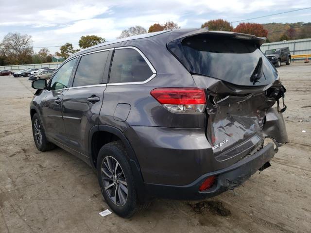 Photo 3 from auction – 2018 TOYOTA HIGHLANDER with VIN 5TDKZRFHXJS530572