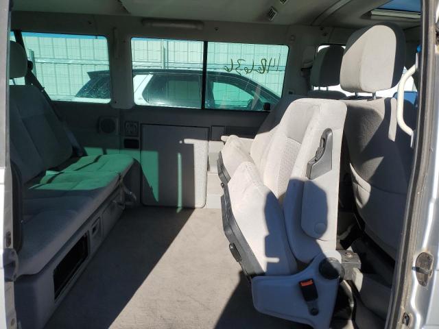 Photo 6 from auction – 2003 VOLKSWAGEN VANAGON with VIN WV2MB47023H043691