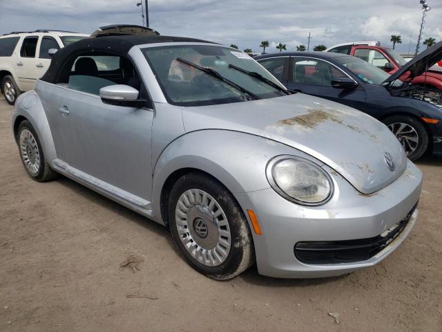 VOLKSWAGEN BEETLE 2013 with VIN 3VW5P7AT1DM810367 - Photo from auction