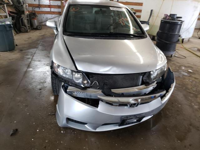 Photo 9 from auction – 2011 HONDA CIVIC LX with VIN 19XFA1F5XBE036031