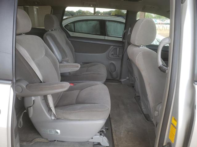 Photo 6 from auction – 2004 TOYOTA SIENNA CE with VIN 5TDZA23C94S075949