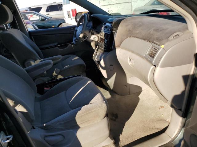 Photo 5 from auction – 2004 TOYOTA SIENNA with VIN 5TDZA23C04S046145