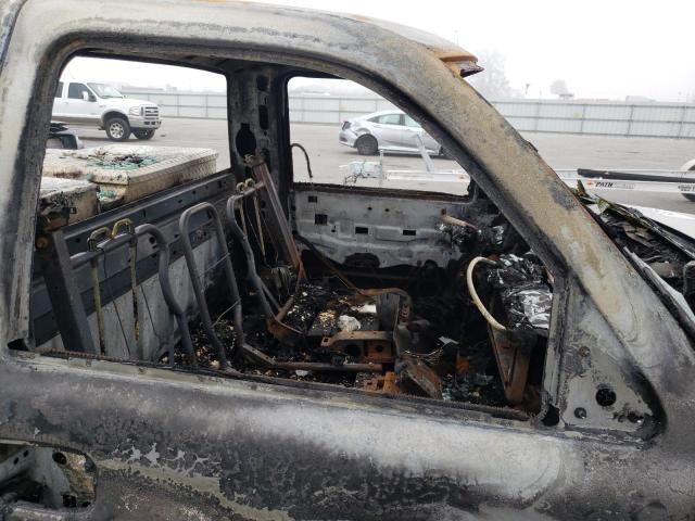 Photo 9 from auction – 2001 CHEVROLET SILVERADO with VIN 1GCEK14V01E275819