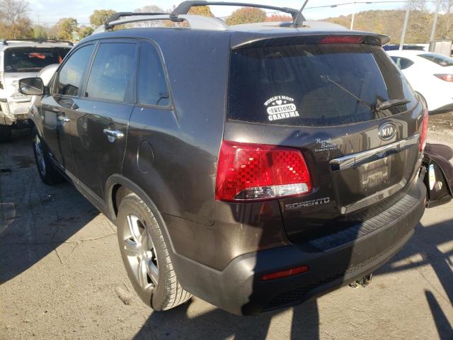 Photo 3 from auction – 2013 KIA SORENTO EX with VIN 5XYKUDA23DG327996