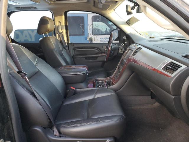 Photo 5 from auction – 2013 CADILLAC ESCALADE P with VIN 1GYS4CEF2DR156063