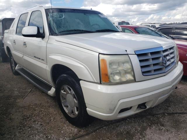 CADILLAC ESCALADE E 2002 with VIN 3GYEK63N92G251411 - Photo from auction