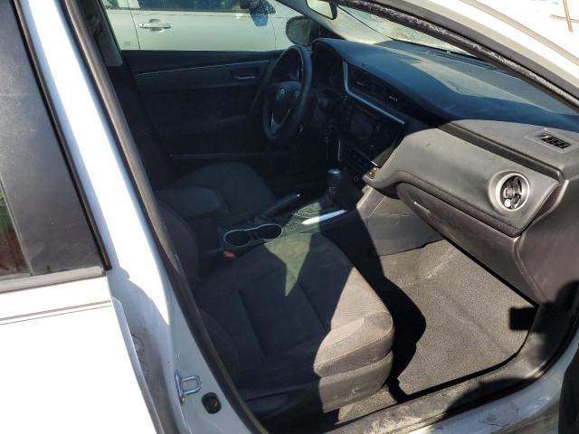 Photo 5 from auction – 2018 TOYOTA COROLLA L with VIN 2T1BURHE2JC995843