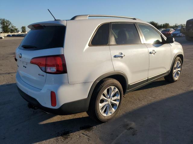 Photo 4 from auction – 2015 KIA SORENTO EX with VIN 5XYKU4A72FG593654