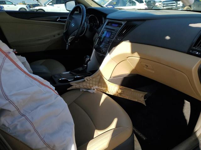 Photo 5 from auction – 2012 HYUNDAI SONATA SE with VIN 5NPEC4AC2CH458028