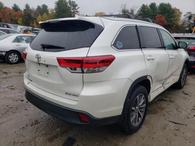 Foto 4 de la subasta – 2018 TOYOTA HIGHLANDER con VIN 5TDJZRFH3JS907562