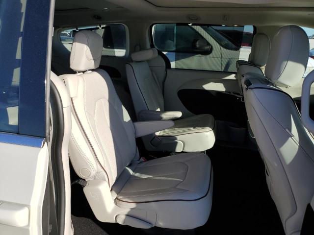 Photo 6 from auction – 2017 CHRYSLER PACIFICA L with VIN 2C4RC1GGXHR735173