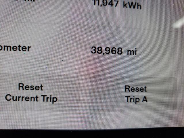 Photo 8 from auction – 2021 TESLA MODEL Y with VIN 5YJYGDEE1MF137806