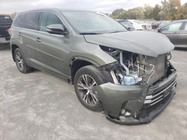 TOYOTA HIGHLANDER 2018 with VIN 5TDBZRFH4JS876245 - Photo from auction