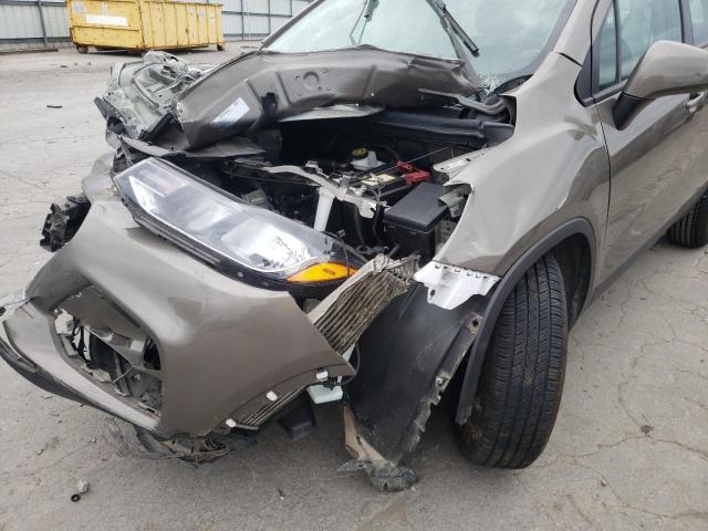 Photo 9 from auction – 2021 CHEVROLET TRAX LS with VIN KL7CJKSB7MB321044