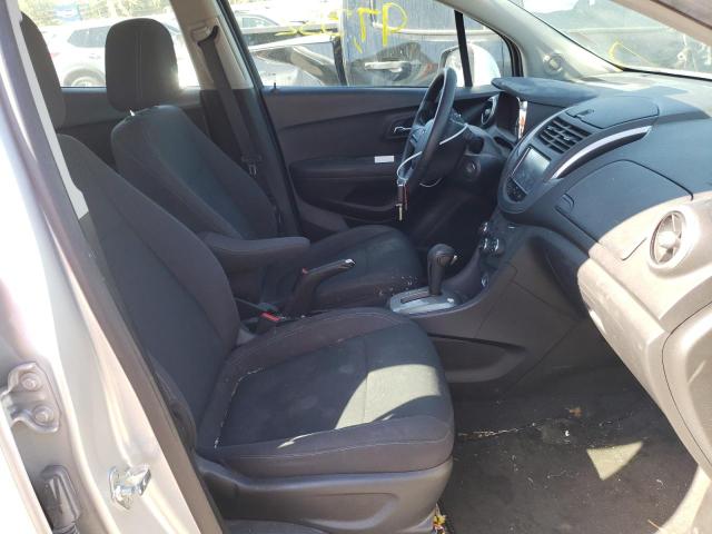 Photo 5 from auction – 2016 CHEVROLET TRAX LS with VIN KL7CJKSB5GB690201