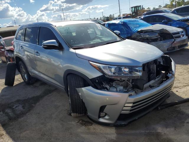 TOYOTA HIGHLANDER 2018 with VIN 5TDYZRFH9JS269316 - Photo from auction
