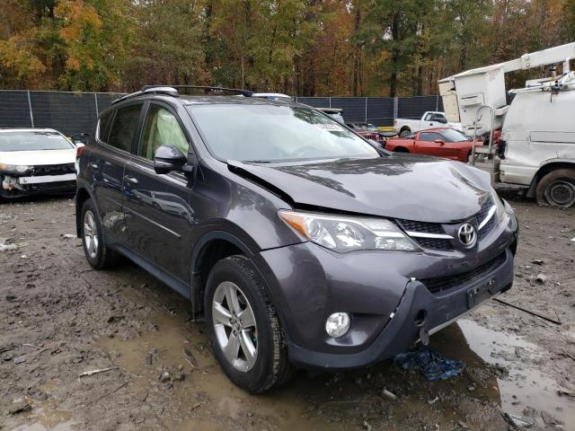 TOYOTA RAV4 XLE 2015 with VIN JTMRFREV5FJ046134 - Photo from auction