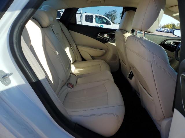 Photo 6 from auction – 2015 CHRYSLER 200 C with VIN 1C3CCCCB1FN625347