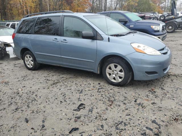 Photo 9 from auction – 2010 TOYOTA SIENNA CE with VIN 5TDKK4CC3AS304518