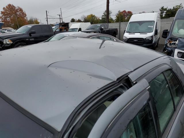 Photo 9 from auction – 1998 MERCURY GRAND MARQ with VIN 2MEFM75W1WX673375