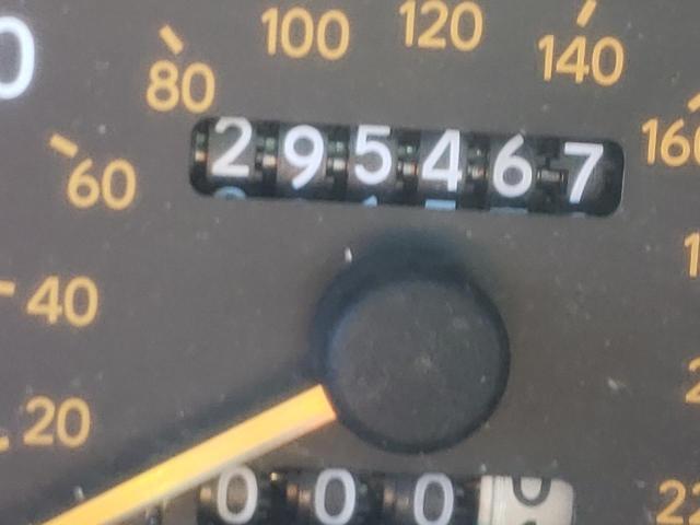 Photo 8 from auction – 1997 TOYOTA AVALON XL with VIN 4T1BF12B0VU165831