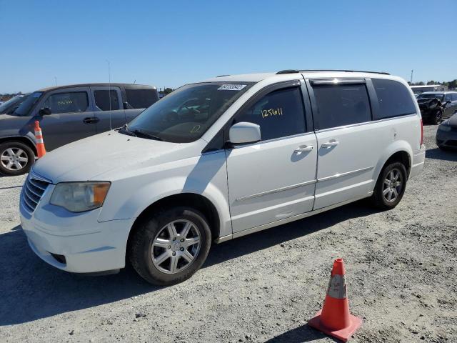Photo 2 from auction – 2010 CHRYSLER TOWN & COU with VIN 2A4RR5D1XAR491613