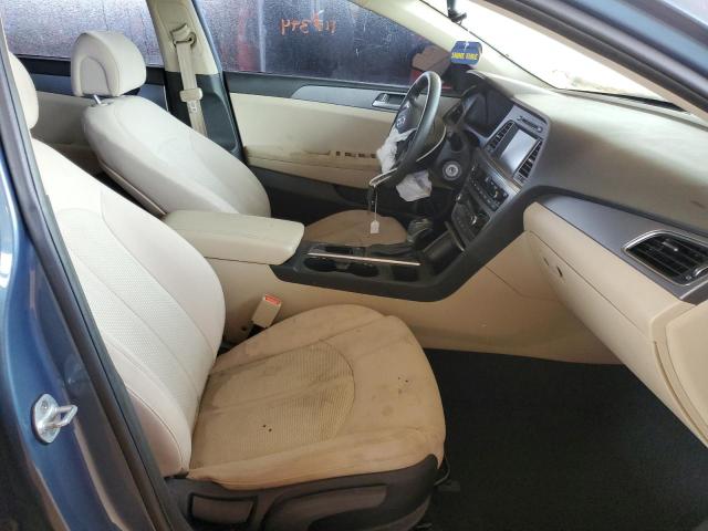 Photo 5 from auction – 2017 HYUNDAI SONATA SE with VIN 5NPE24AF6HH456948