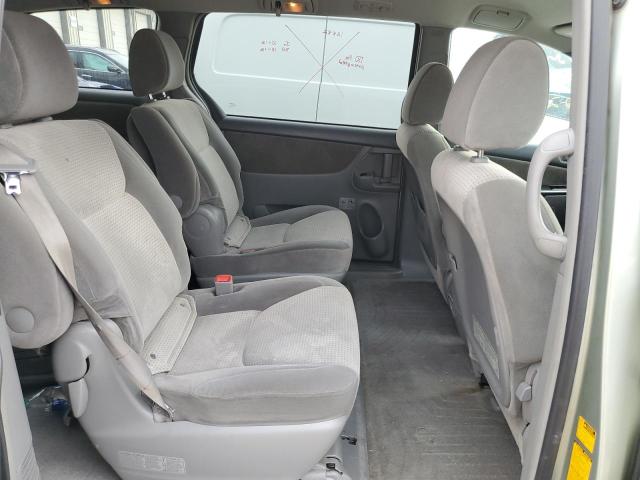 Photo 6 from auction – 2010 TOYOTA SIENNA CE with VIN 5TDKK4CC4AS323305