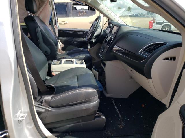 Photo 5 from auction – 2012 CHRYSLER TOWN & COU with VIN 2C4RC1BG0CR383379