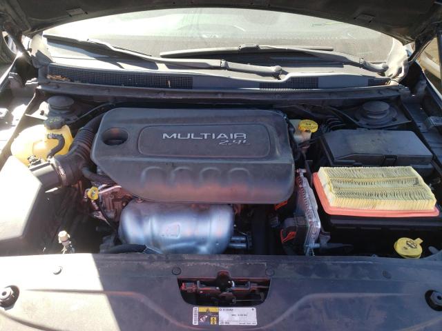 Photo 7 from auction – 2015 CHRYSLER 200 S with VIN 1C3CCCBB3FN652969