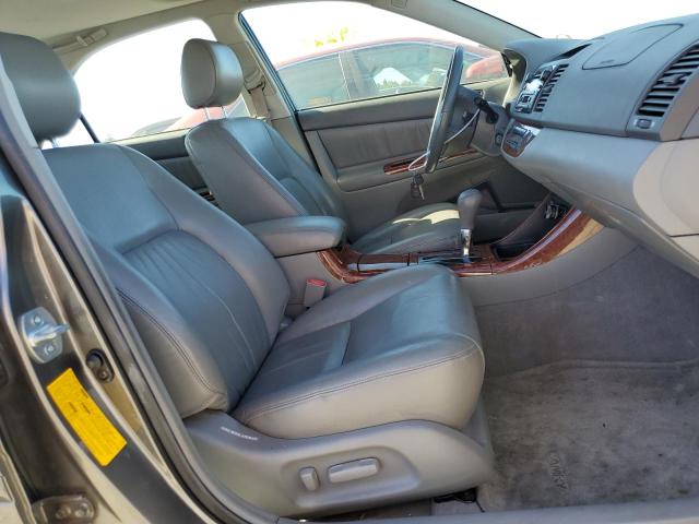 Photo 5 from auction – 2002 TOYOTA CAMRY LE with VIN JTDBF30K620031878