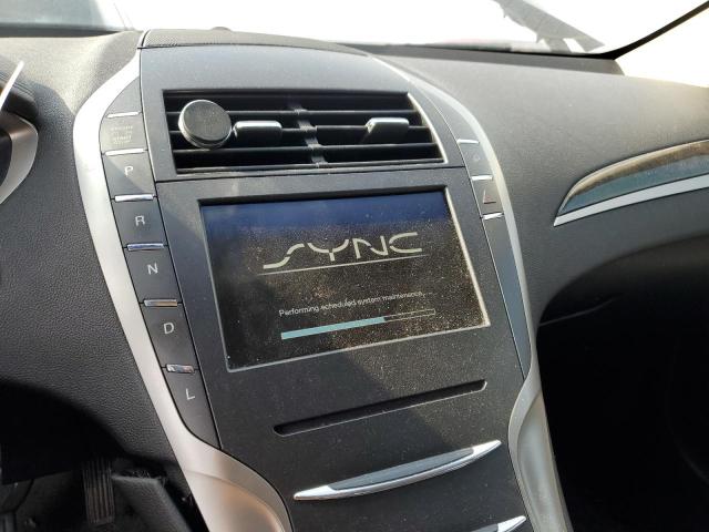 Photo 9 from auction – 2014 LINCOLN MKZ HYBRID with VIN 3LN6L2LU2ER805075