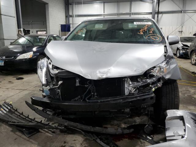 Photo 9 from auction – 2018 TOYOTA SIENNA XLE with VIN 5TDYZ3DC6JS957326