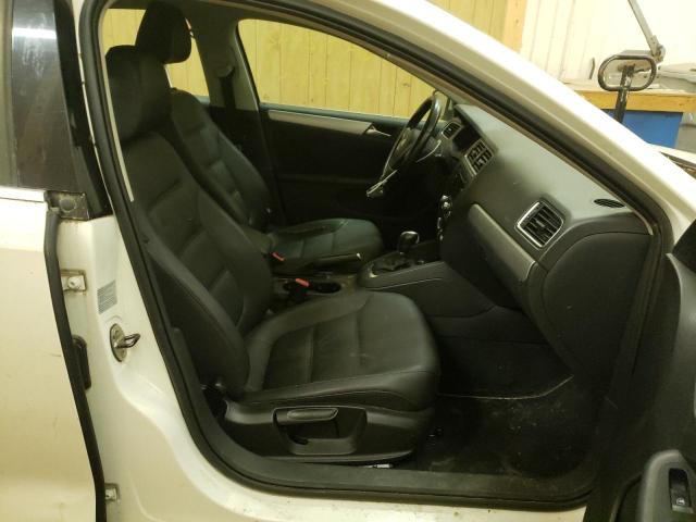 Photo 5 from auction – 2011 VOLKSWAGEN JETTA SEL with VIN 3VWLX7AJ4BM330620