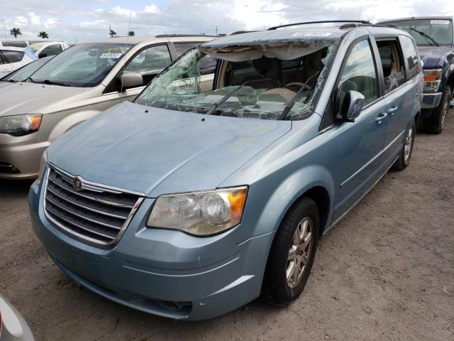 Photo 2 from auction – 2008 CHRYSLER TOWN & COU with VIN 2A8HR54PX8R682828