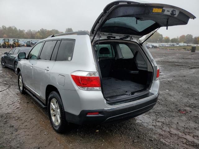 Photo 3 from auction – 2011 TOYOTA HIGHLANDER with VIN 5TDBK3EH2BS046836