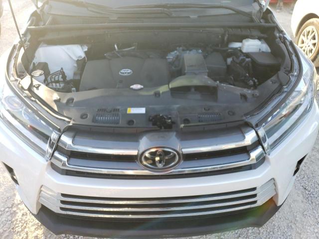 Photo 7 from auction – 2019 TOYOTA HIGHLANDER with VIN 5TDYZRFH2KS352328