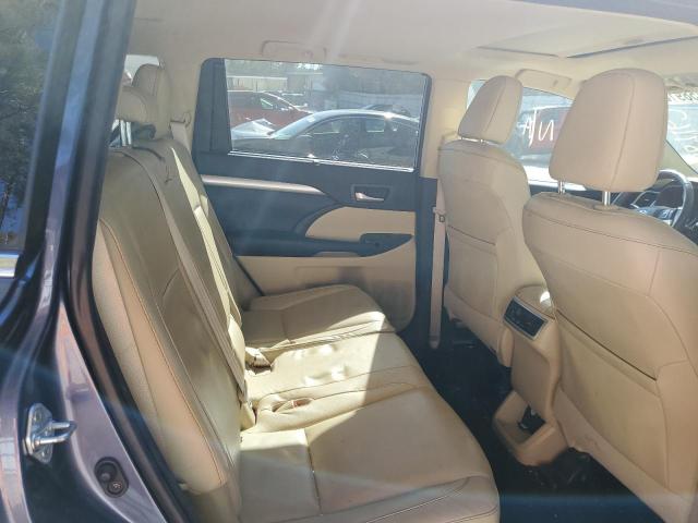 Foto 6 de la subasta – 2016 TOYOTA HIGHLANDER con VIN 5TDJKRFH8GS326877
