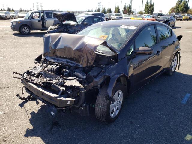 Photo 2 from auction – 2018 KIA FORTE LX with VIN 3KPFK4A72JE216867