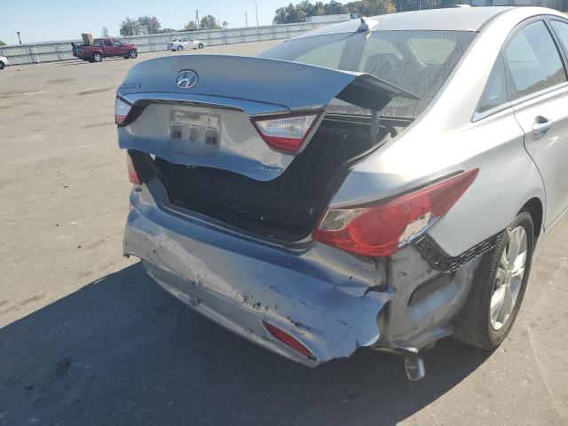 Photo 9 from auction – 2013 HYUNDAI SONATA SE with VIN 5NPEC4AC6DH810593